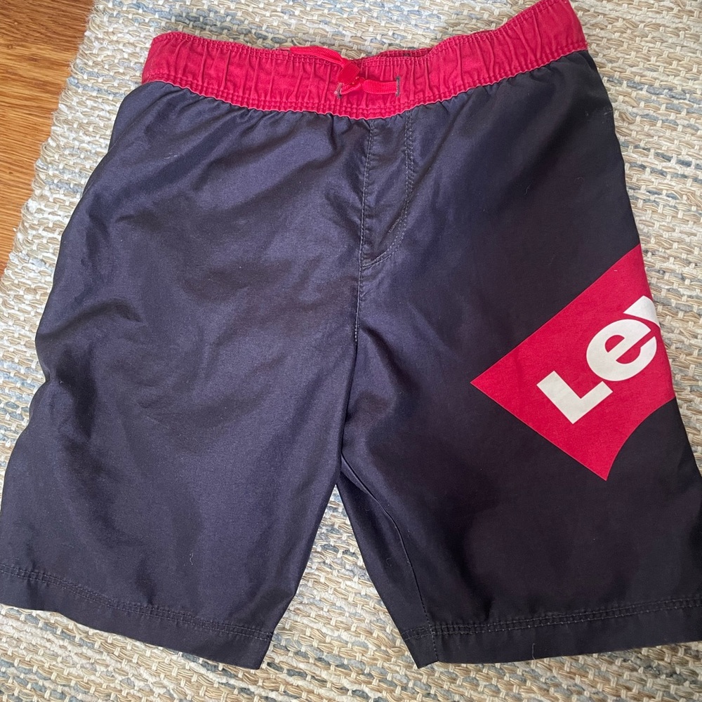 Levi’s swim shorts 6-7